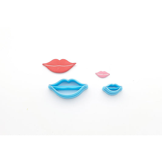 Kissy Lips Cutter - 2 sizes - Colour & Create NZ