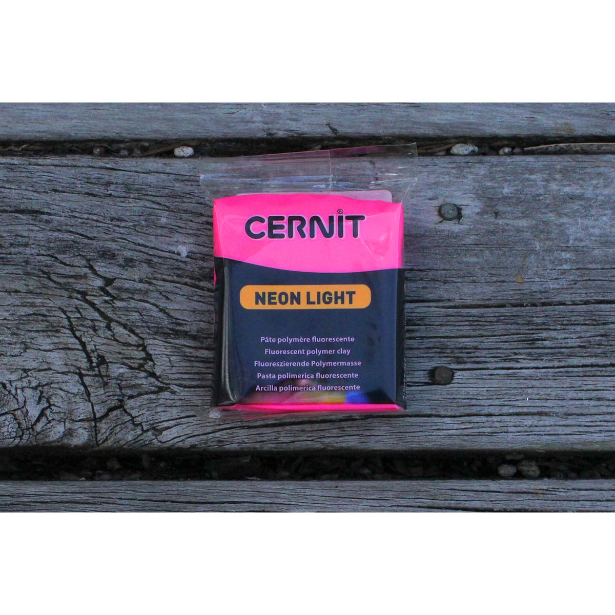 Cernit Neon Lights Polymer Clay - Fuchsia