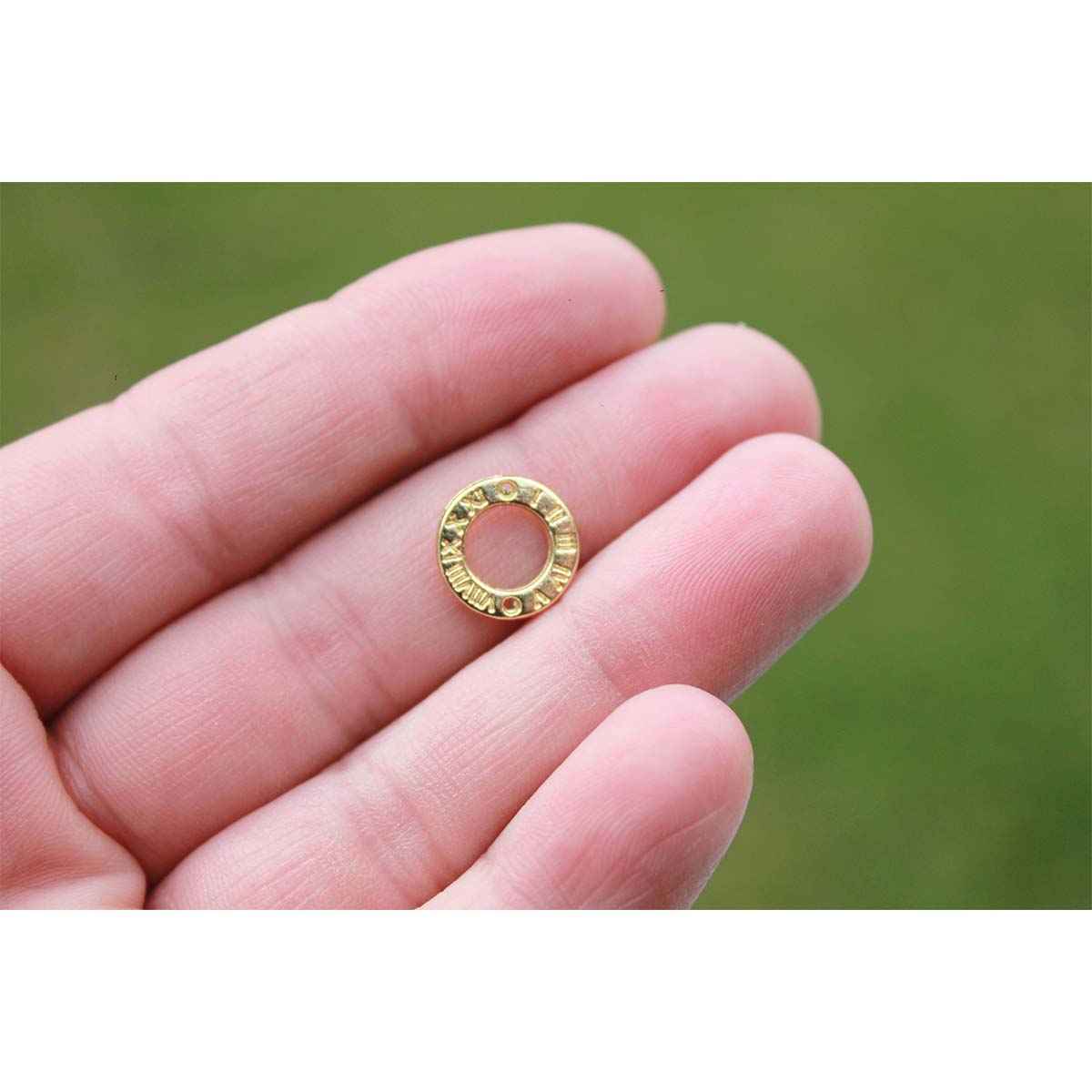 Z1. Gold Circle Charm with Roman Numerals- 10pcs