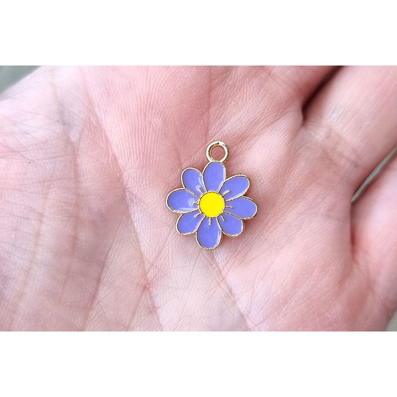 Purple Flower Charm  - KC Gold base - 10pcs