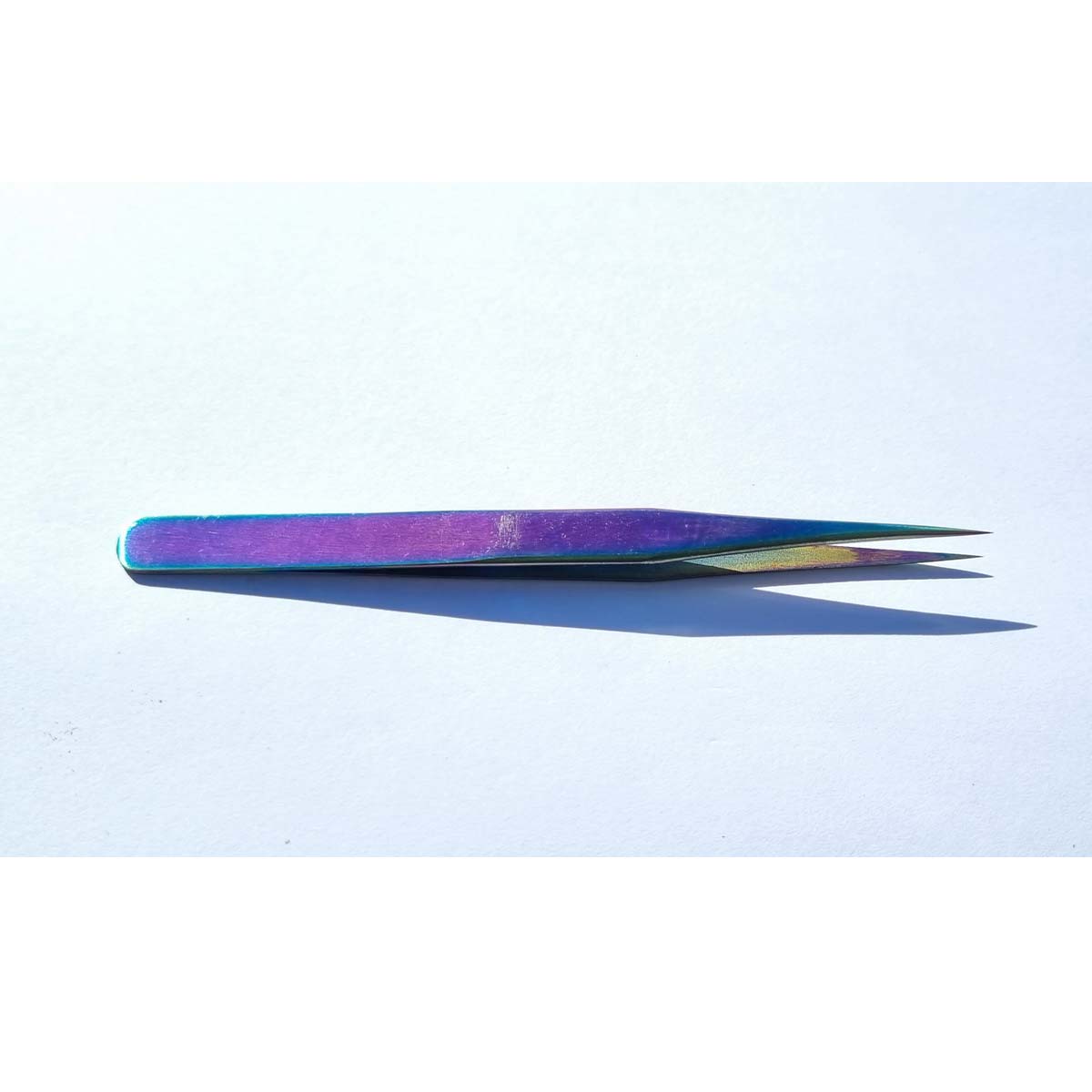 Tweezers