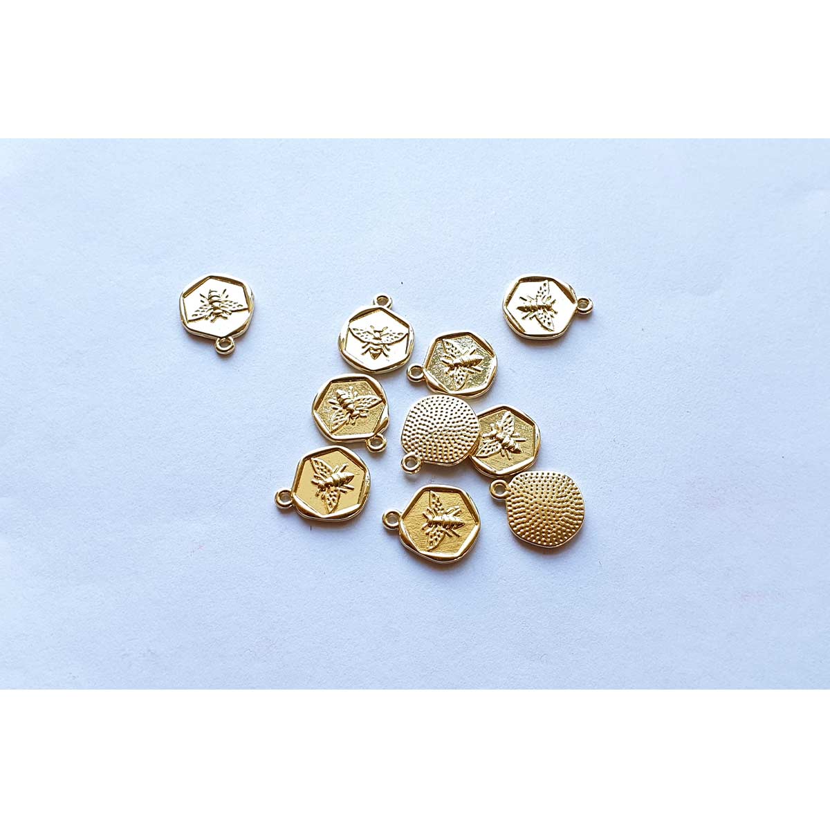 Bee Circle Charm  - Gold & Silver - 10pcs