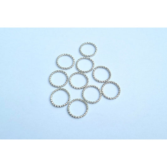 Twisted Circle Connector Charm 15mm - 10 pcs, 4 colours